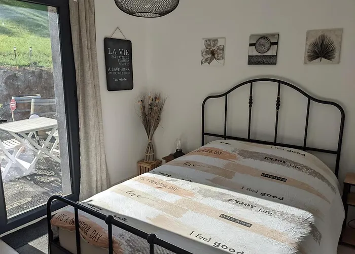 Chambre double indépendante NATURALE au sein du domaine PASSELOUP